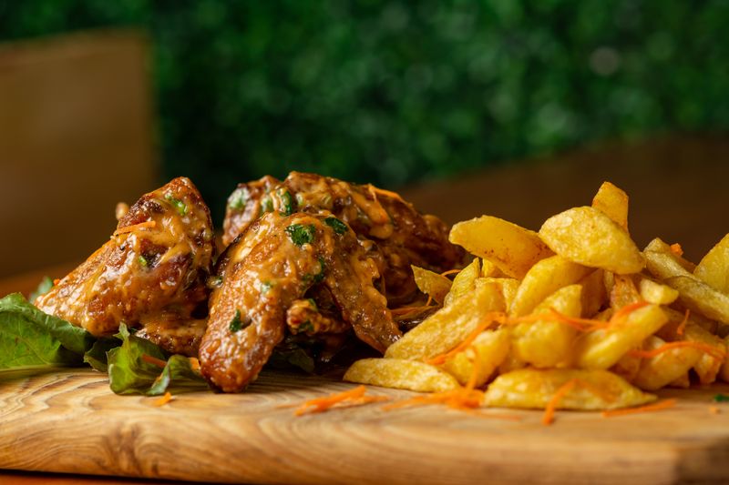 Spicy sriracha tenders with slaw